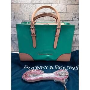 3064. NWOT Dooney Satchel